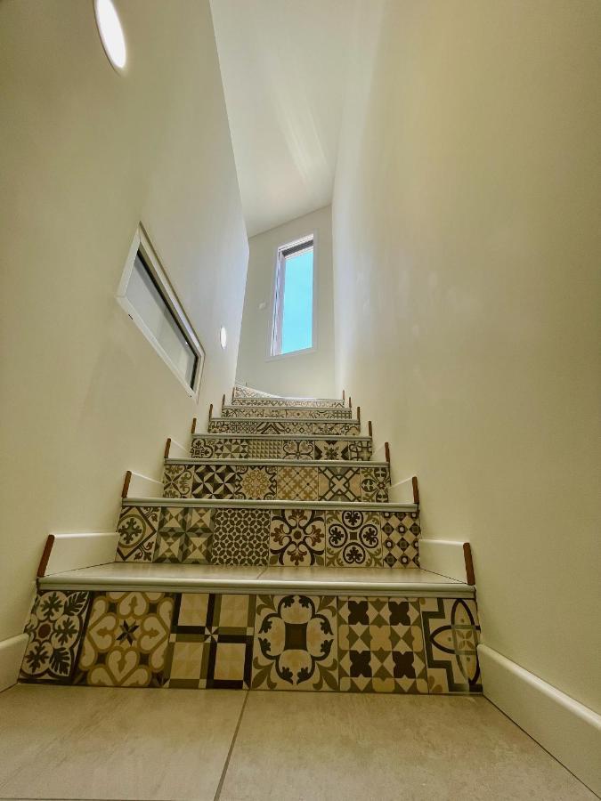 Appartement Souplex Jardin Proche Autoroute, Plages Et Attractions, Wifi - Tv, Calme Bessan Esterno foto