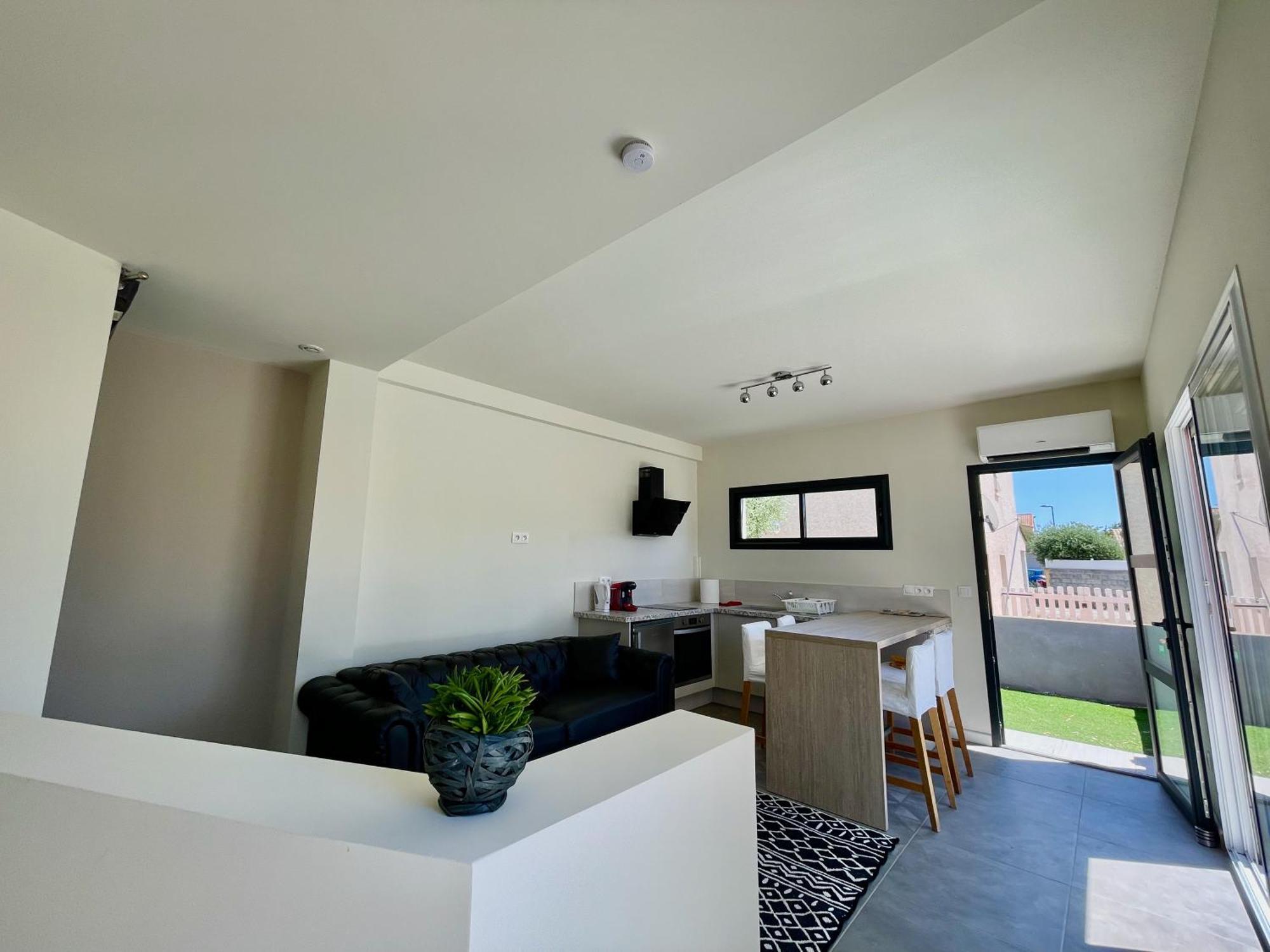Appartement Souplex Jardin Proche Autoroute, Plages Et Attractions, Wifi - Tv, Calme Bessan Esterno foto
